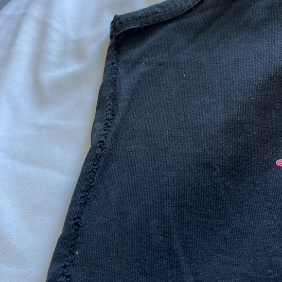 Black skull tank - Picture 4 of 4